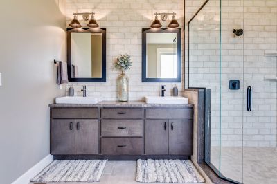 Modern Double Vanity with Elegant Fixtures